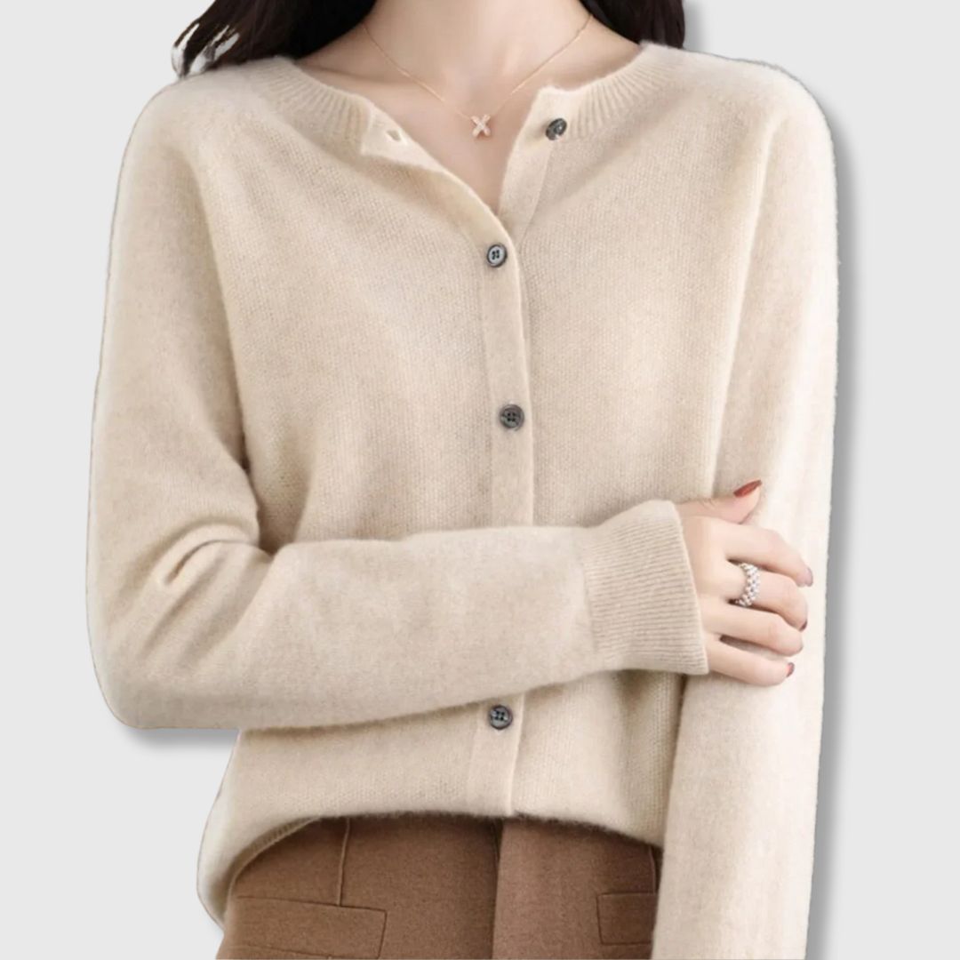Helen Cardigan for effortless layering